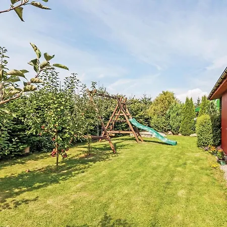 1 Bedroom Gorgeous Home In Mscice * Mscice