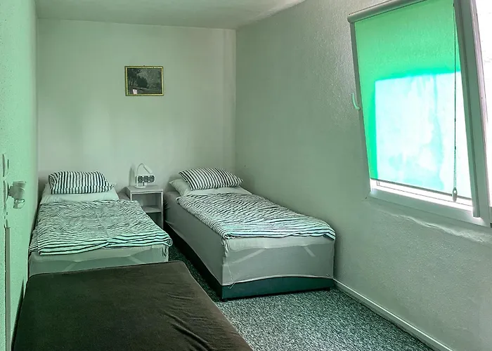 Сasa de vacaciones 1 Bedroom Gorgeous In *